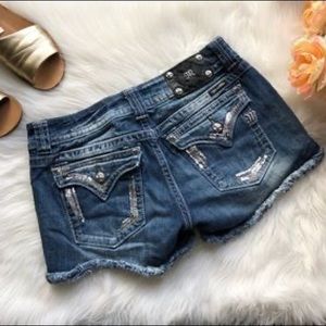 Miss Me Jean shorts size 26